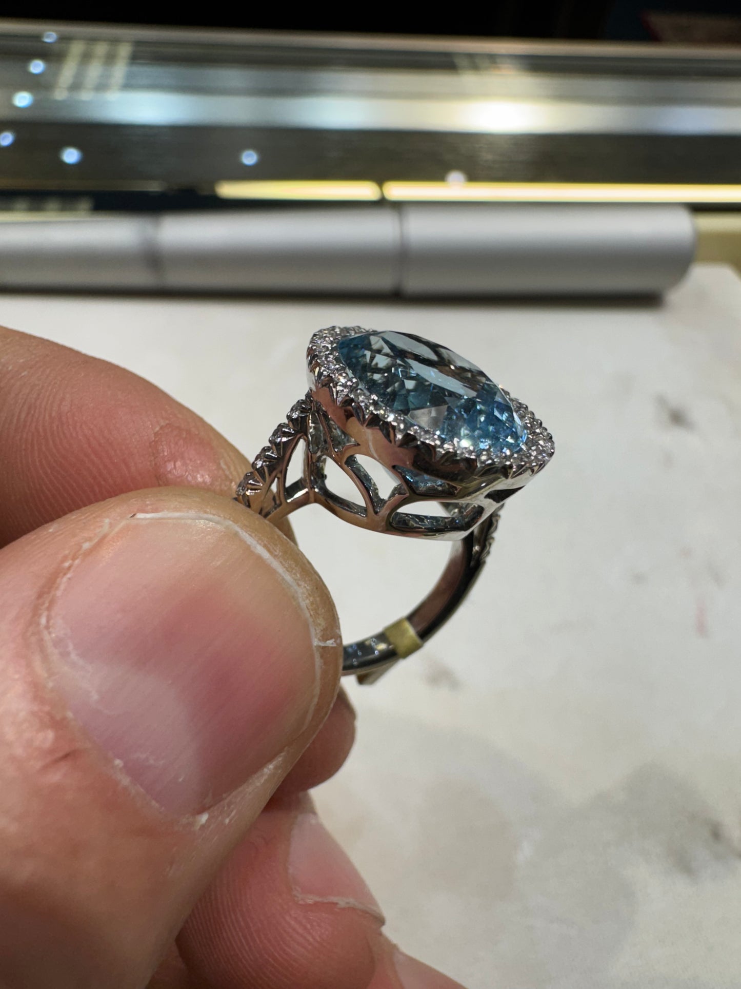 18k Deep Blue Aquamarine & Diamond Cocktail Ring High Quality Excellent 9.2 Carats